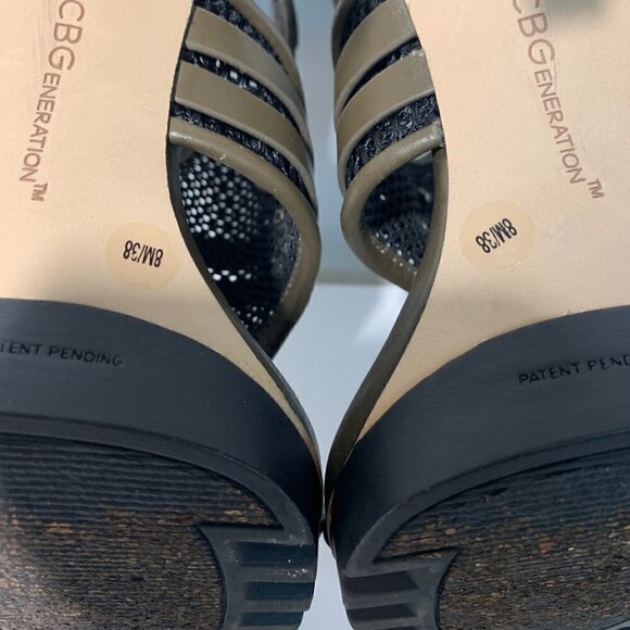 BCBG Olive Green Katya High-Heel, Size 8 - Picture 12 of 17